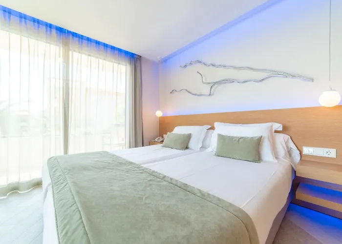 Melbeach Hotel & Spa - Adults Only