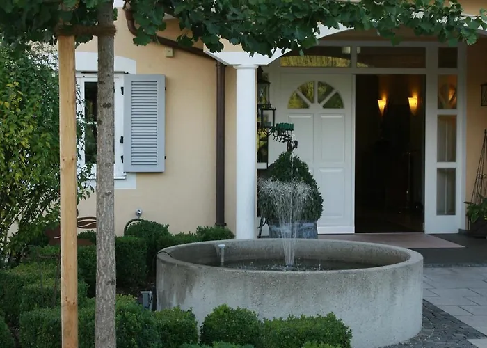 Ampervilla Hotel