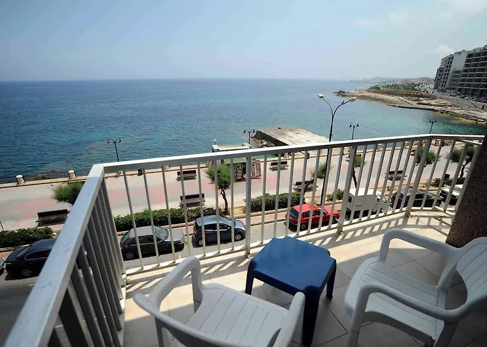Sliema Chalet Hotel