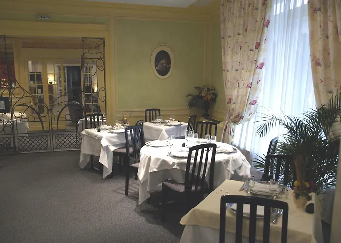 Midland Hôtel - Restaurant Le Derby's