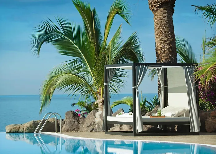 Adrian Hoteles Roca Nivaria