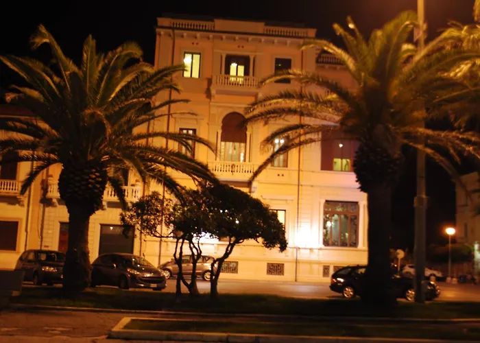 Villa Tina Hotel