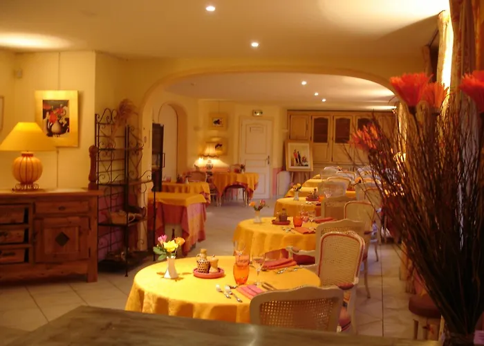 Hotel Mireille