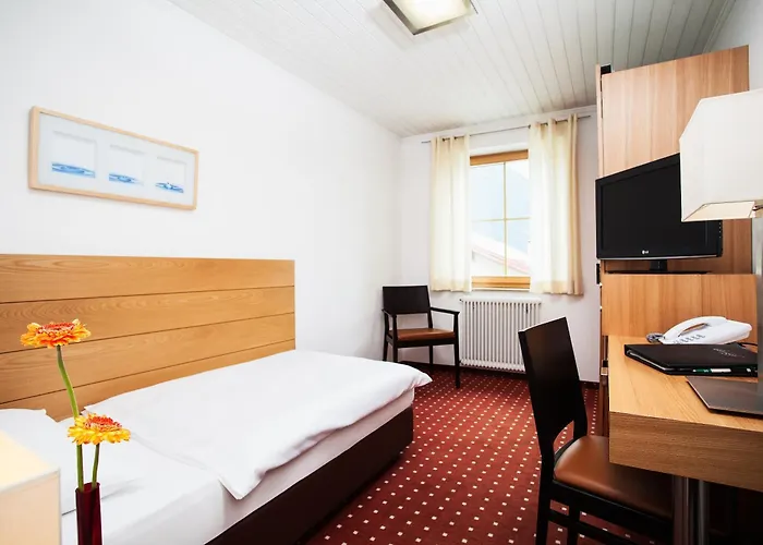 Hotel.Pension.Golingen