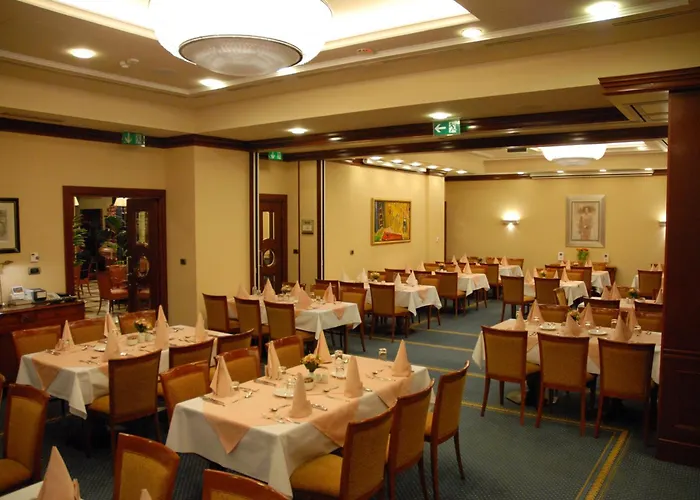 Best Western Premier Hotel Astoria