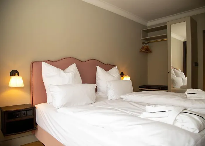 Mimosa Hotel