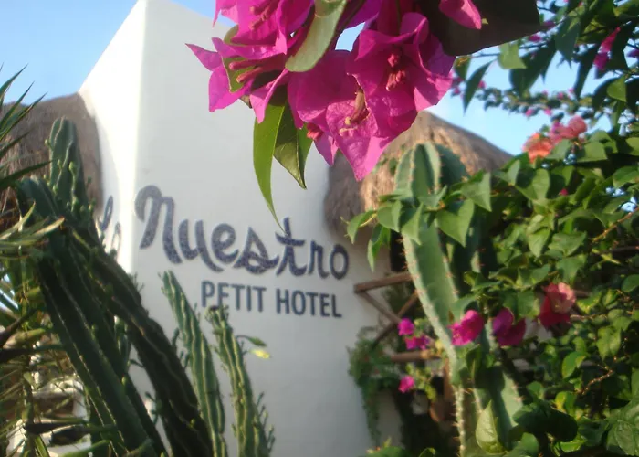 Lo Nuestro Petit Hotel Tulum
