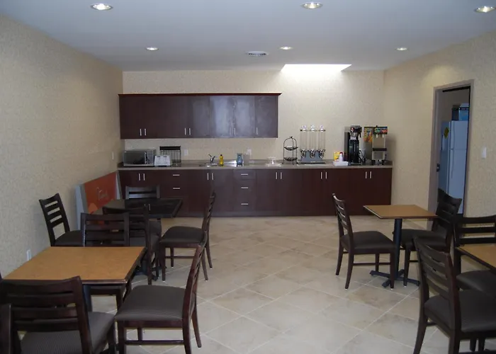 Days Inn By Wyndham Brampton
