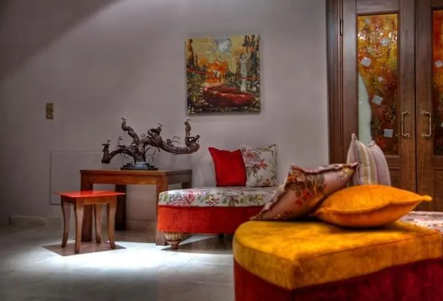 Dryades Hotel