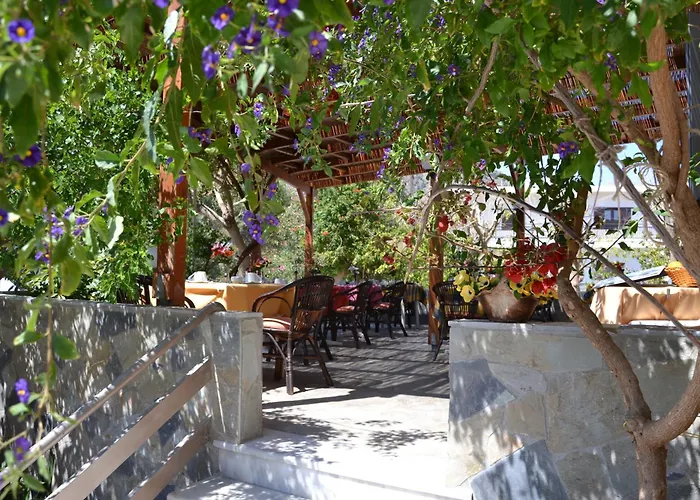 Glaros Hotel