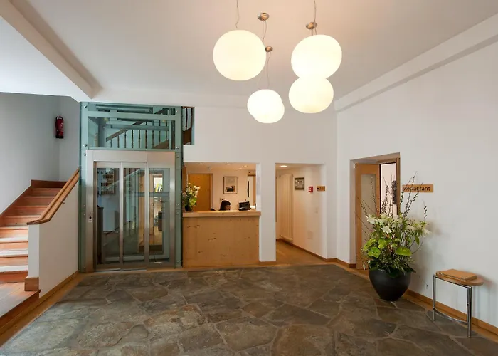 Hotel Mueller - Mountain Lodge
