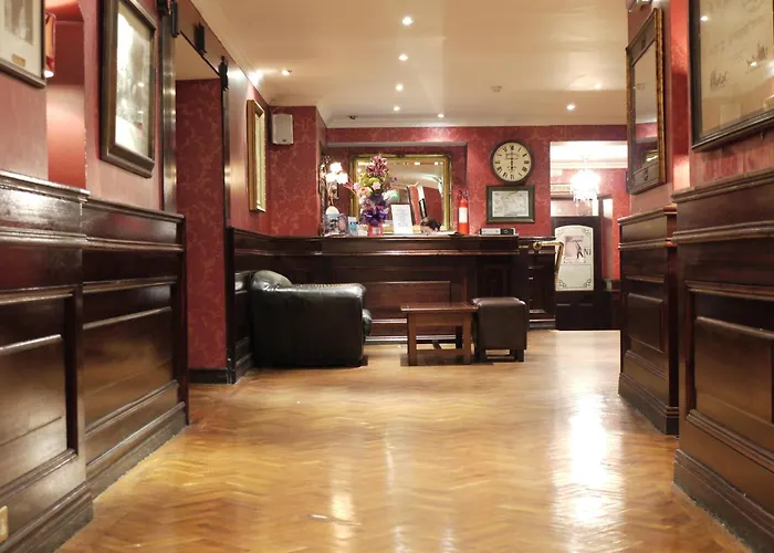 Hearns Hotel