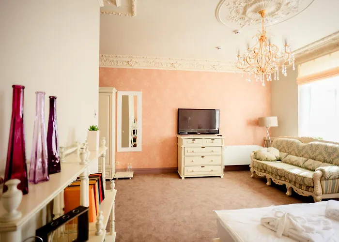 Hotel 19