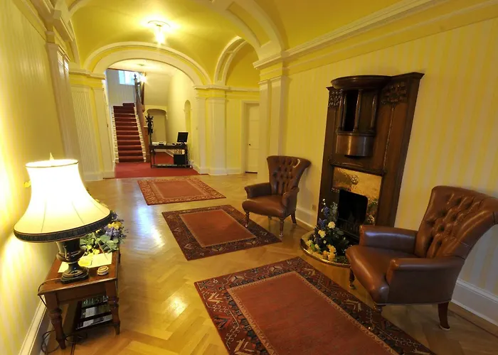 Woodland House Hotel