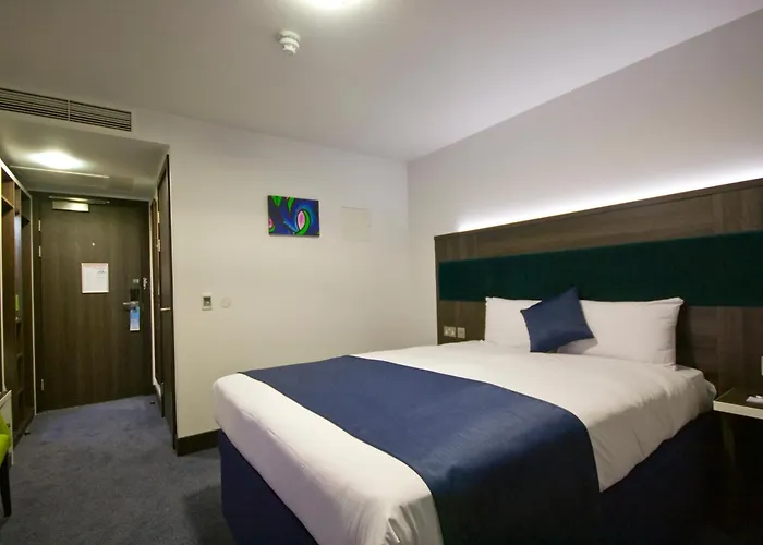 Ramada By Wyndham Cobham