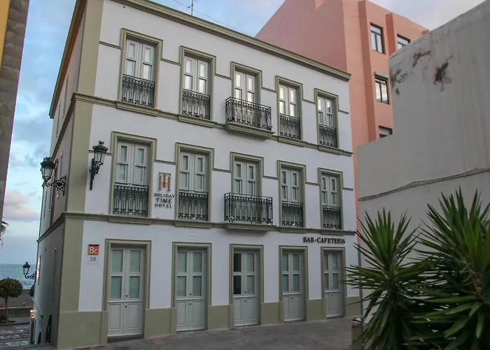 Hotel Emblemático Holiday Time