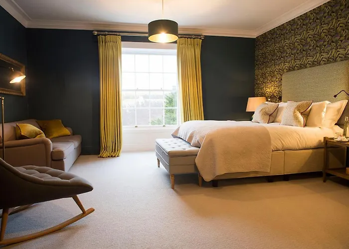 Purchases Restaurant&Accommodation