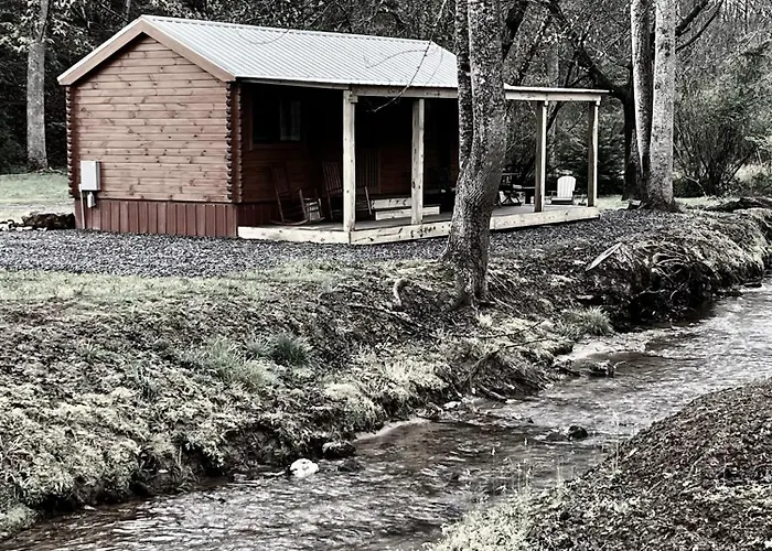 Cobb Creek Cabins