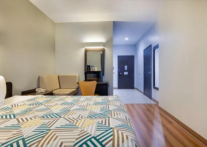 Studio 6 Suites Texas City, Tx I 45 South