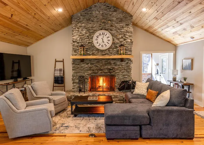 Hemlock Hideaway