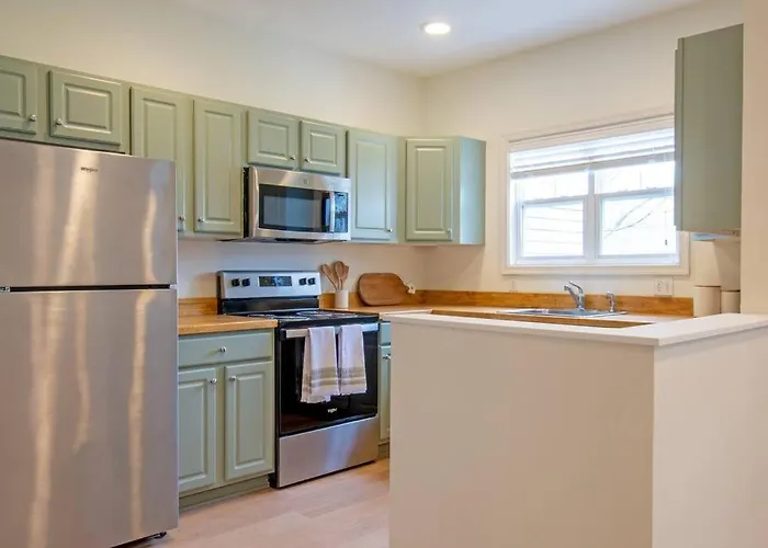 Charming Lewes-Rehoboth Retreat, Pet Friendly