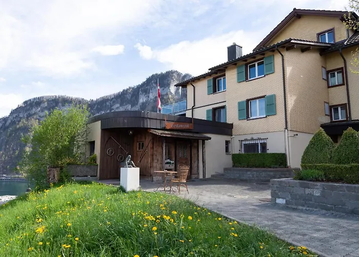 Hotel Roggerli