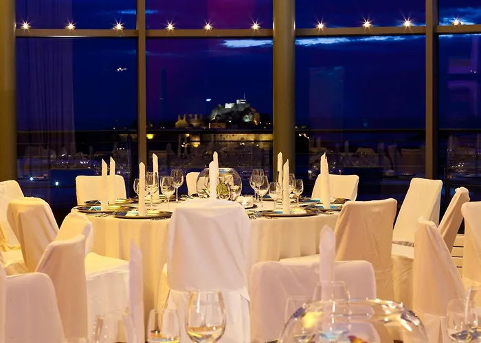 Radisson Blu Waterfront Hotel, Jersey