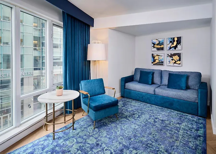 Pantages Hotel Toronto Centre