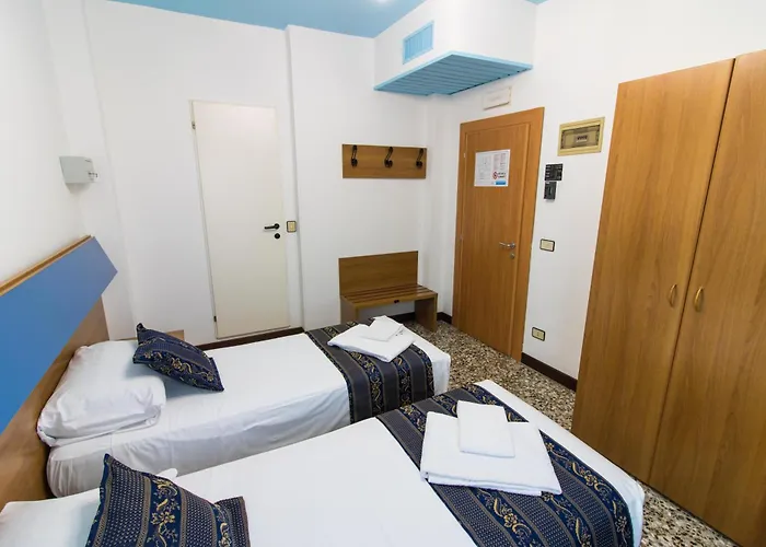 Bluecolors Hotel