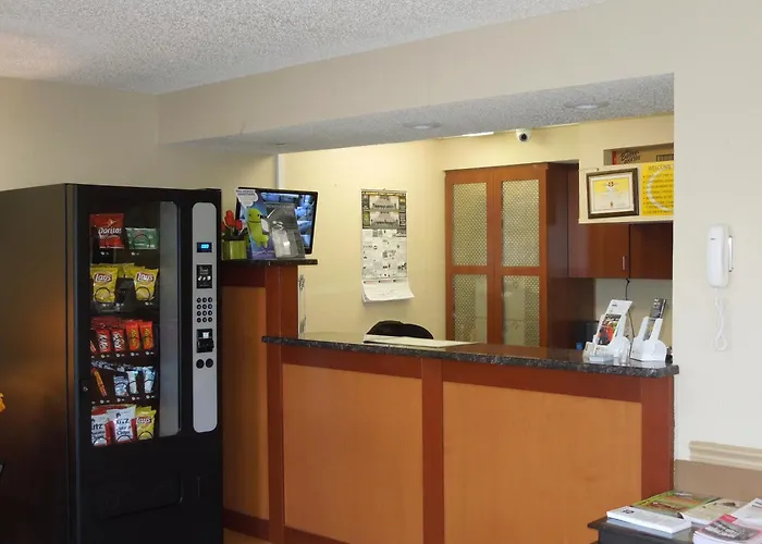 Super 8 By Wyndham Harrisonburg