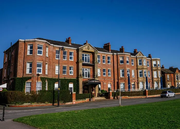 Clifton Arms Hotel