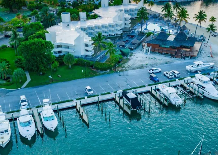 Caloosa Cove Resort By Coolvacay