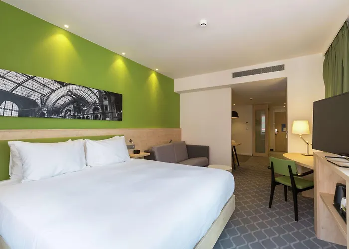 Hampton By Hilton Antwerp Central Station