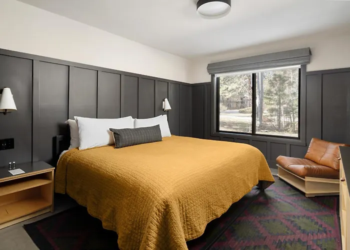 The Coachman Hotel