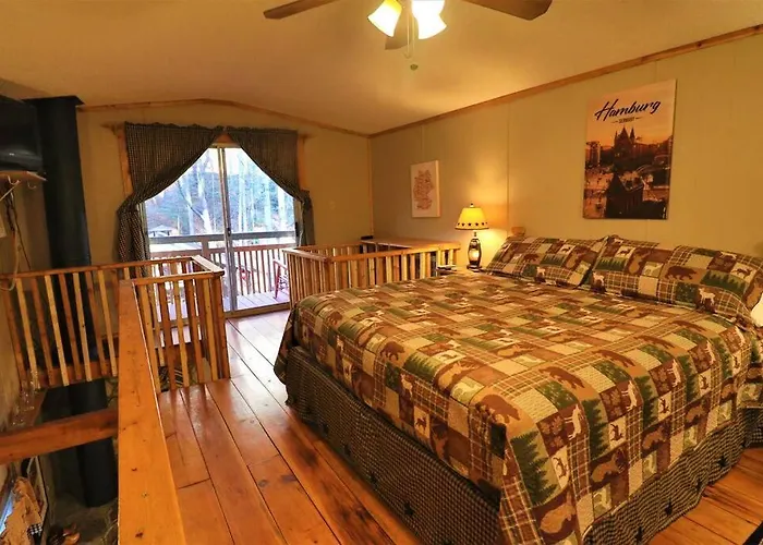 Oktoberfest Themed Cabin In Woods Stream #14