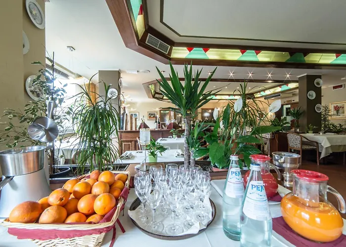 Hotel Comtes De Challant Albergo Etico Valle D'Aosta