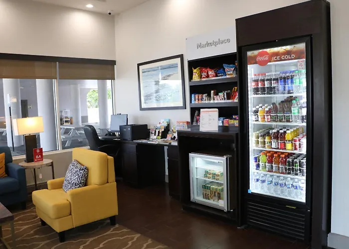 Comfort Suites Clearwater - Dunedin