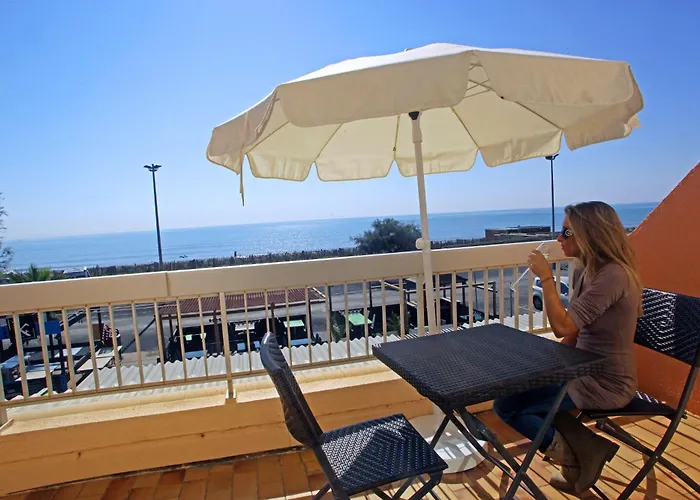 Logis Hotel Restaurant Le Mirador
