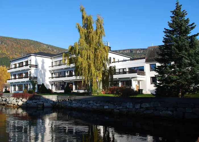 Innvik Fjordhotell