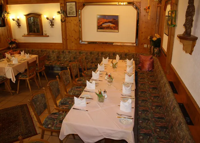 Hotel-Doerfler Garni