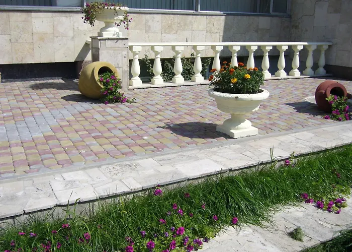 Hotel Profspilkovyi