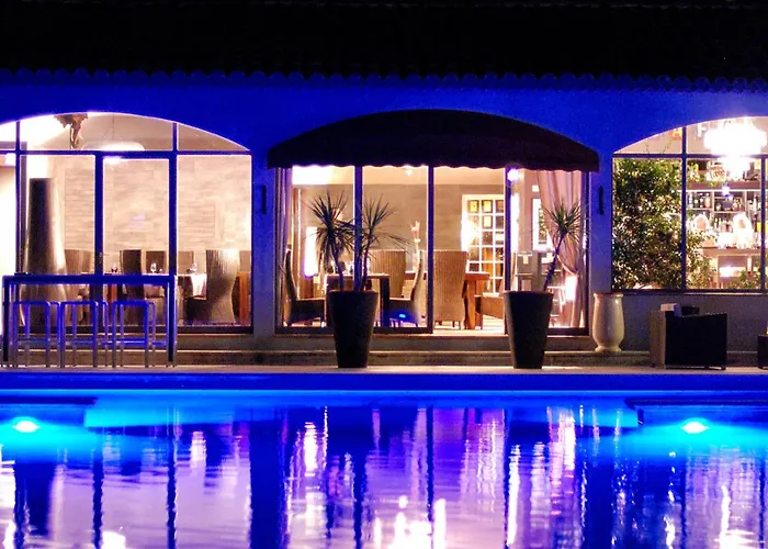 Hotel Les Mazets Des Roches