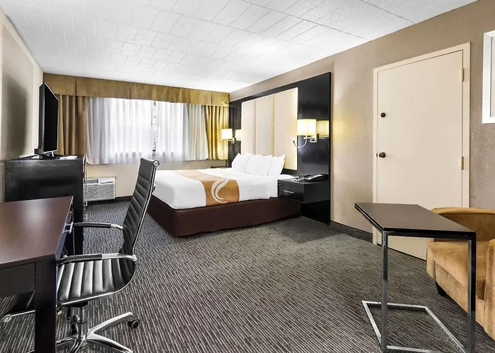 Quality Inn & Suites Altoona