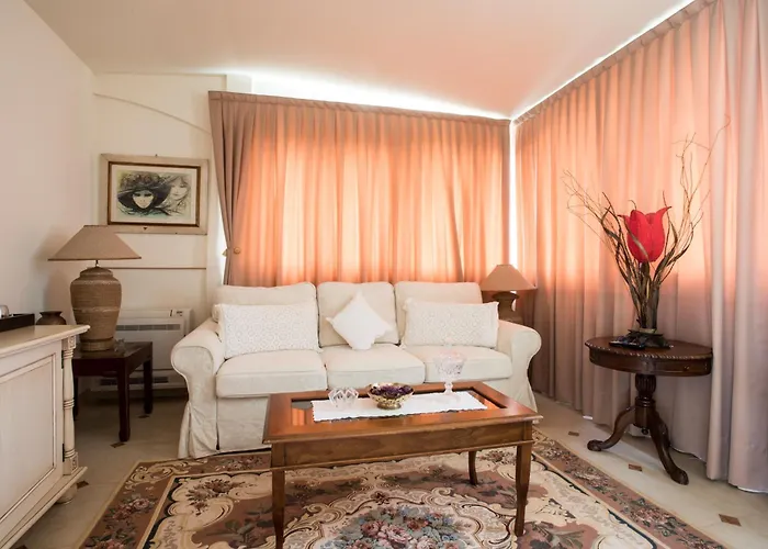 Hotel Kyrton