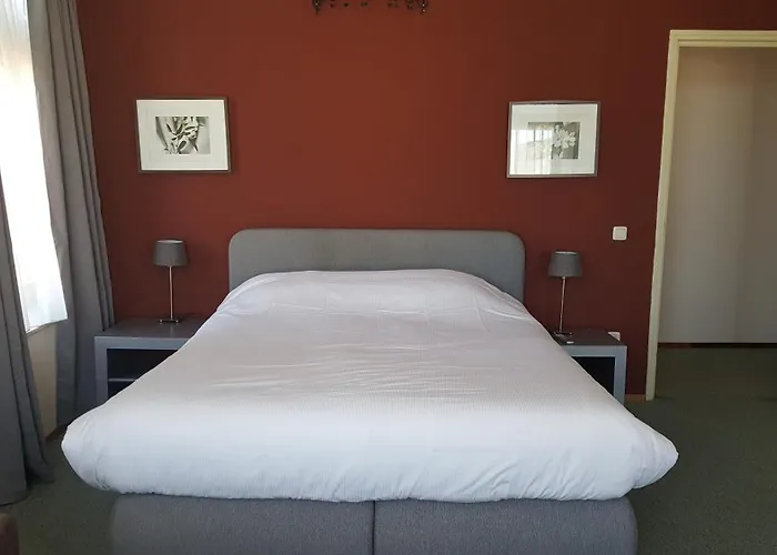 Hotel het Gemeentehuis Uithuizen