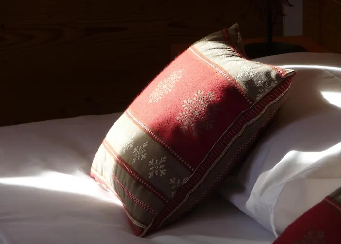 Chalet-Hotel Le Beausoleil, The Originals Relais