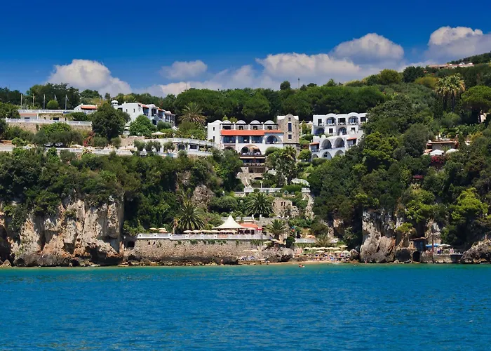 Grand Hotel Le Rocce