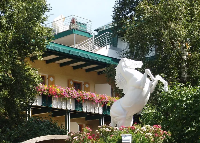 Hotel Cavallino Bianco - Weisses Roessl