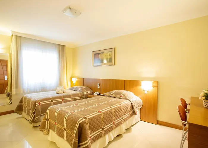 Barbur Center Hotel