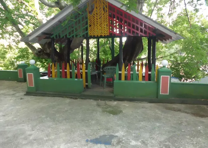 Green Valley Holiday Resort